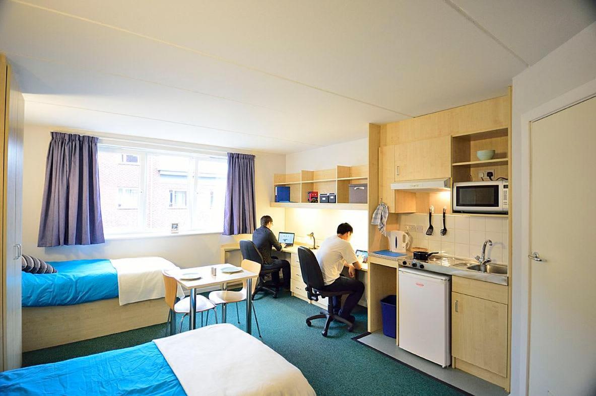 Broadgate Park Beeston Nottingham 아파트 외부 사진